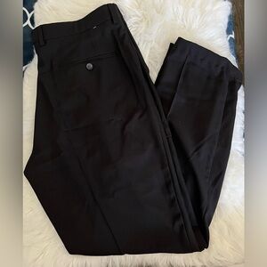 Elegant black pants for men, size 34 x 32, Haggar Brand